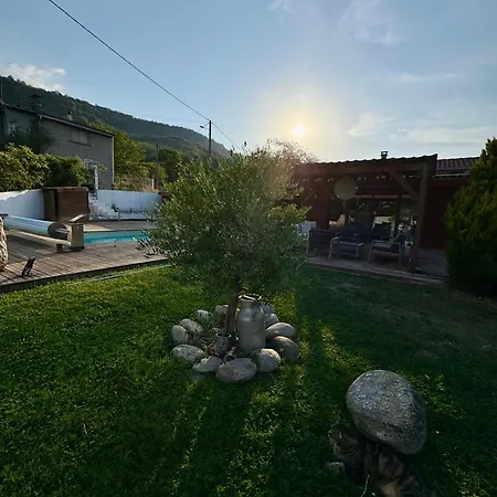 Ma Maison En Bois Avec Jacuzzi