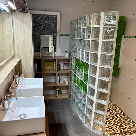 Ma Maison En Bois Avec Jacuzzi Villa *